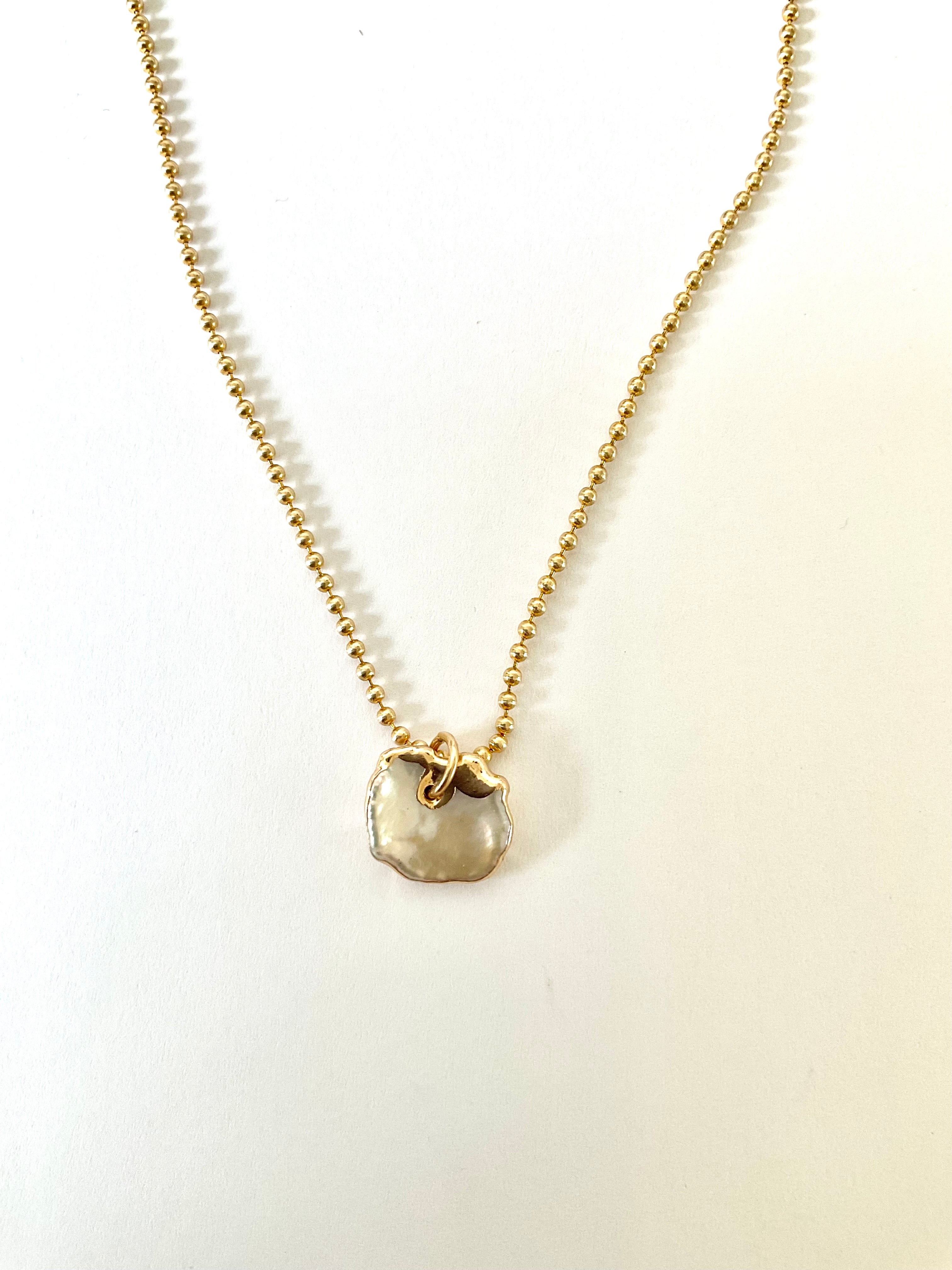 GOLDEN PERIPHERY NECKLACE