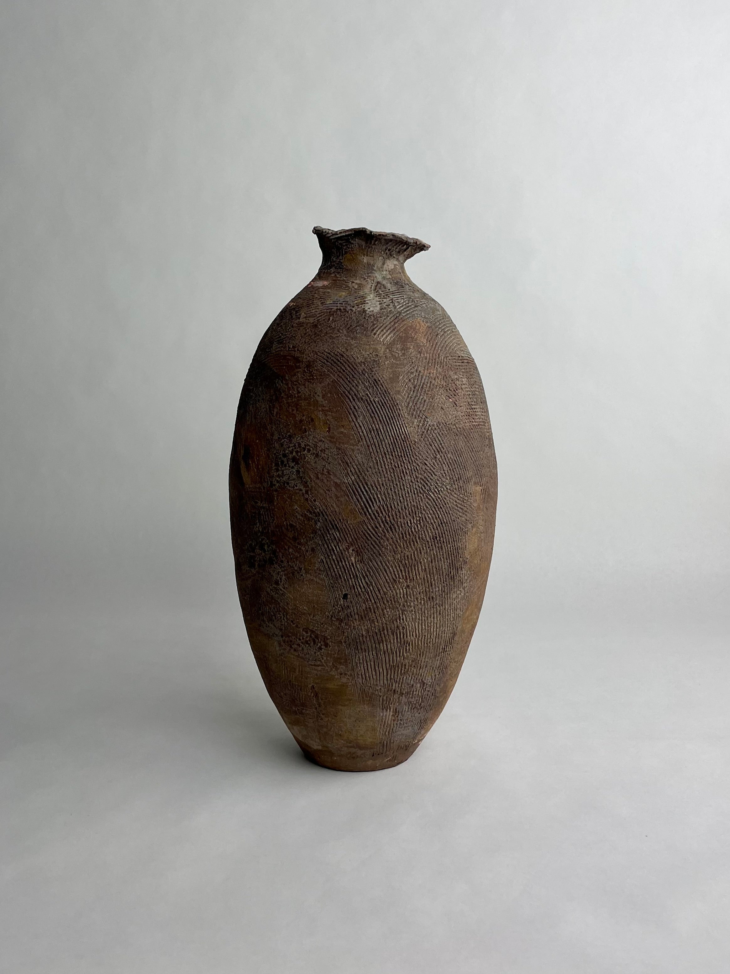 UMBER BOTTLE